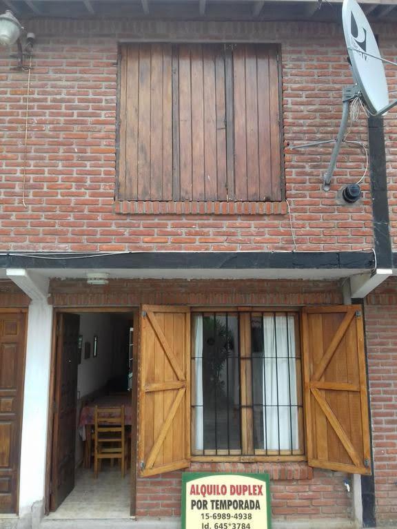 Duplex Cerca Del Mar En Лас-Тонінас Екстер'єр фото